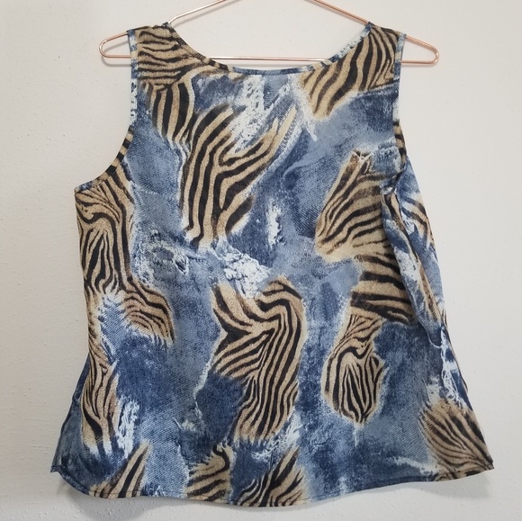 Abstract animal print sheer tank top (j) - Picture 3 of 4